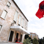 Indeksimi 2.5% i pagave, qeveria zgjeron kategoritë përfituese: zjarrfikës, pushtet vendor dhe personel në misione jashtë vendit