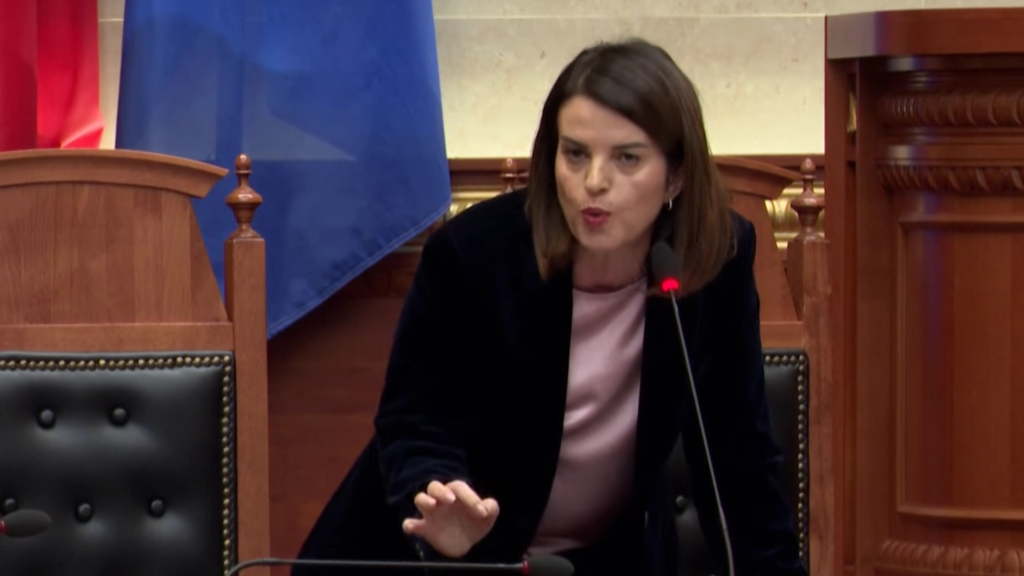 Koçiu-Berishës: Je gënjeshtar patologjik, shpirtrave nuk u shpëton dot