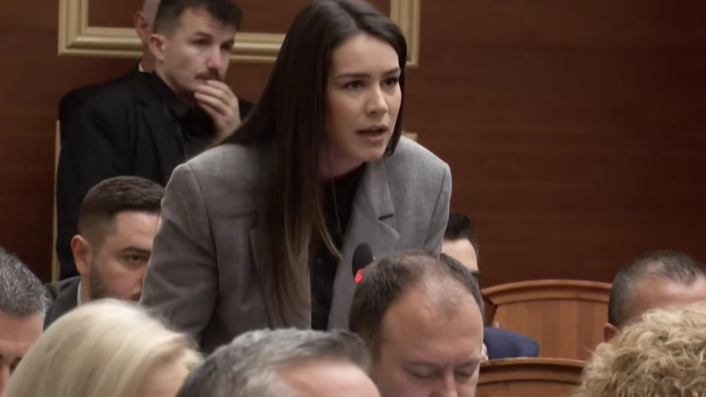 Zaka-opozitës: Jeni askushi që t’i dëmtoni e t’i vrisni policët