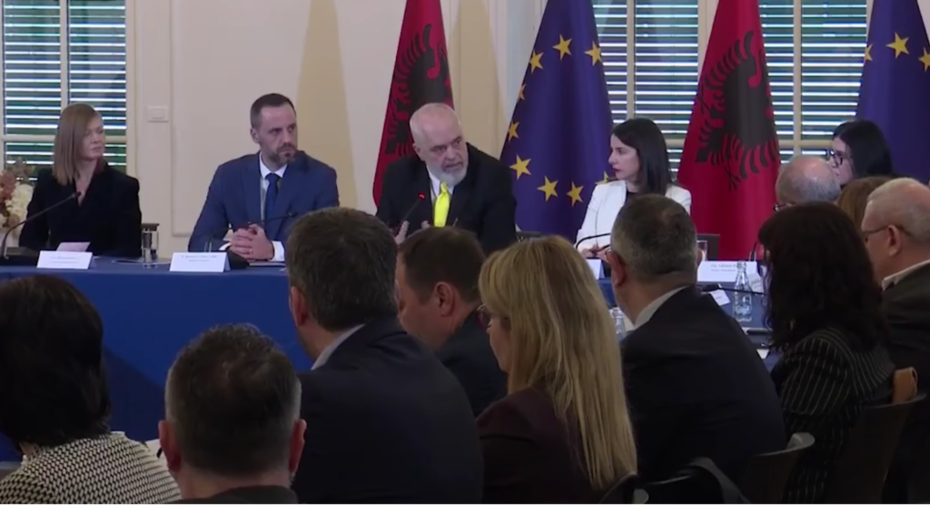 Gjykata e Lartë veçmas? Rama: Nuk kemi vendosur përfundimisht