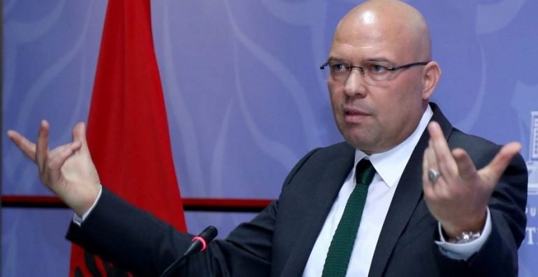 “Shantazhi është krim mafioz”/ Ylli Manjani ngre alarmin për dosjen “Agasi”: Nëse gjyqtarët po kërcënohen me video, është krim i organizuar