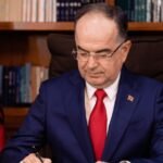 Begaj dekreton ligjin e ri për konfliktin e interesit: ndalohen bizneset me pasuri publike dhe dhuratat mbi 10 mijë lekë