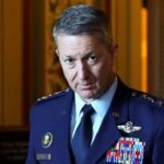 Plani sekret ndaj Iranit: si po lundron Dan Caine mes presionit politik dhe rreziqeve ushtarake