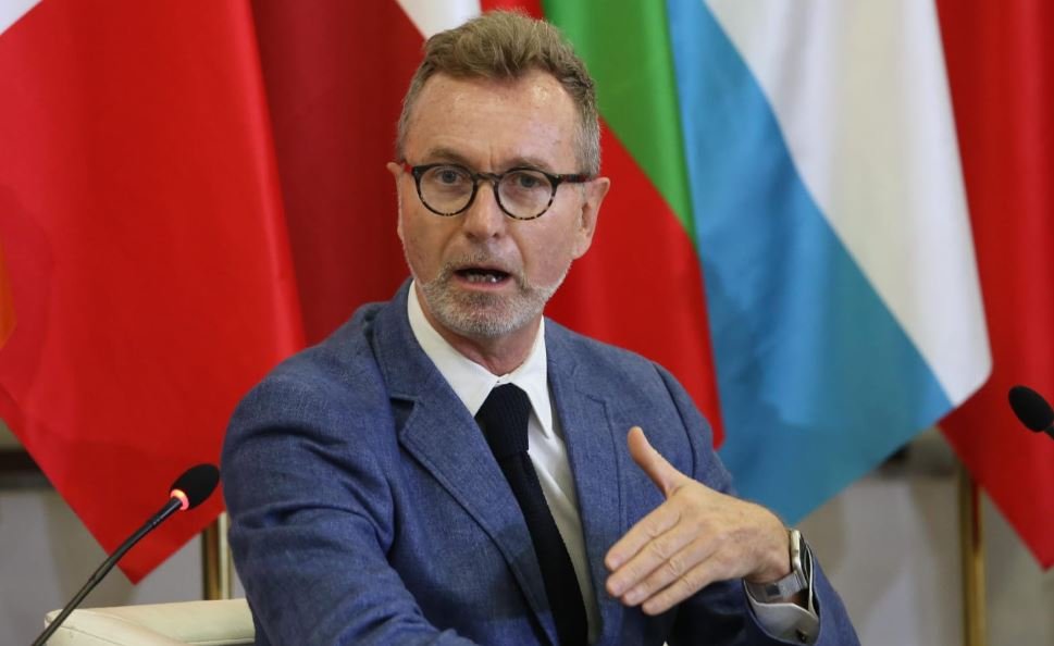 BE investon mbi 100 mln euro për mbrojtjen sociale në Shqipëri, Gonzato kërkon reforma dhe transparencë reale