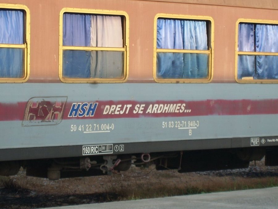 Si erdhi hekurudha në Shqipëri? Nga “dekovilët” e luftës te rrjeti 677 km