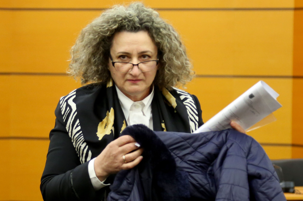 ILD nis hetim disiplinor ndaj gjyqtares Irena Gjoka për dënimin e padeklaruar në Greqi ILD nis hetim disiplinor ndaj gjyqtares Irena Gjoka për dënimin e padeklaruar në Greqi