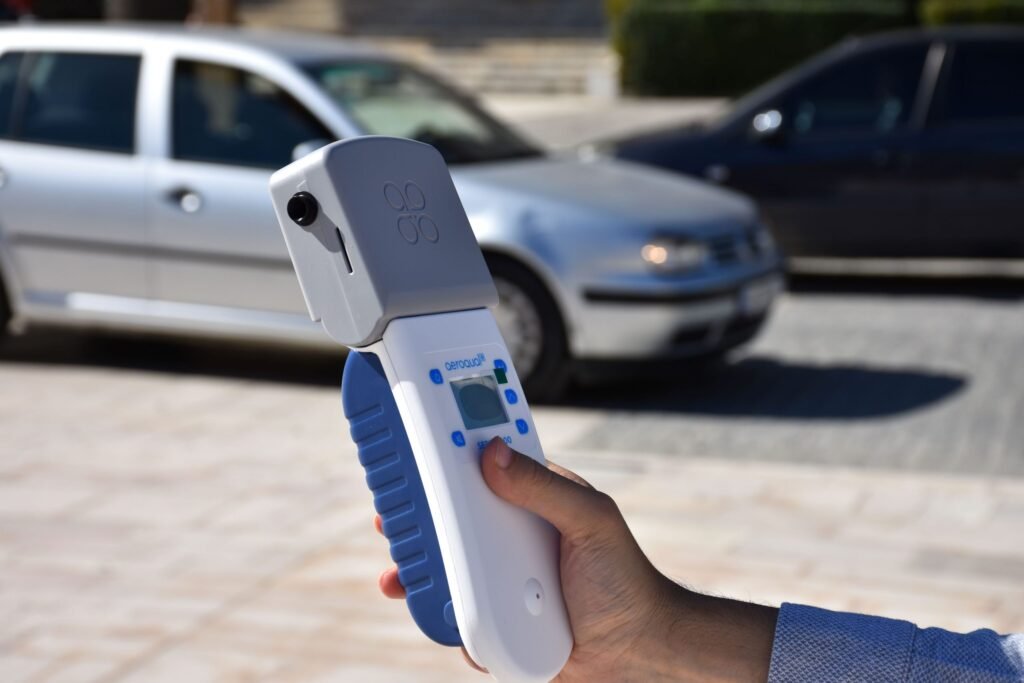 Ndotja e ajrit pa matje reale: qytetet shqiptare të pambrojtura përballë rrezikut shëndetësor