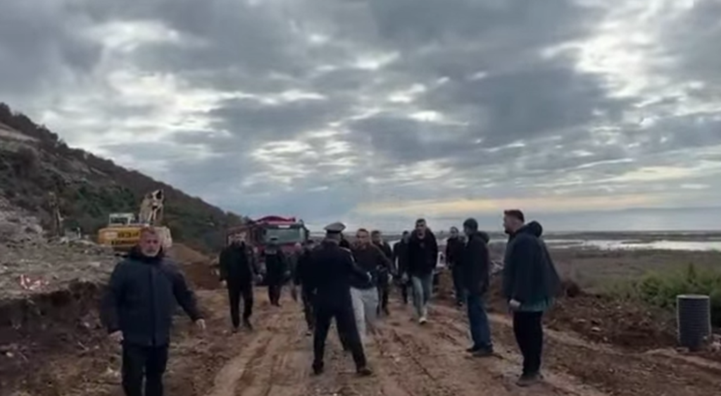 “Resort në tokat e grabitura”, banorët e Rrjollit kundërshtojnë projektin e Bashkim Ulajt