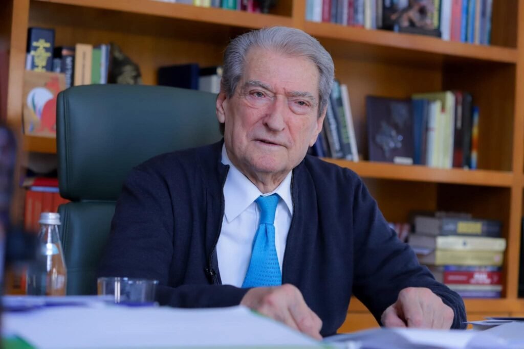 Berisha akuzon Ramën për sulm ndaj drejtësisë dhe bën thirrje për protestë të shtunën