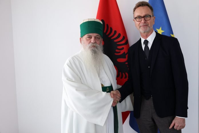 Gonzato takon Baba Mondin, në fokus bashkëjetesa fetare dhe integrimi në BE