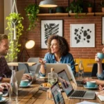 Eurostat: 56.4% e të rinjve në BE punojnë në përputhje me studimet, Shqipëria përballet me mospërputhje