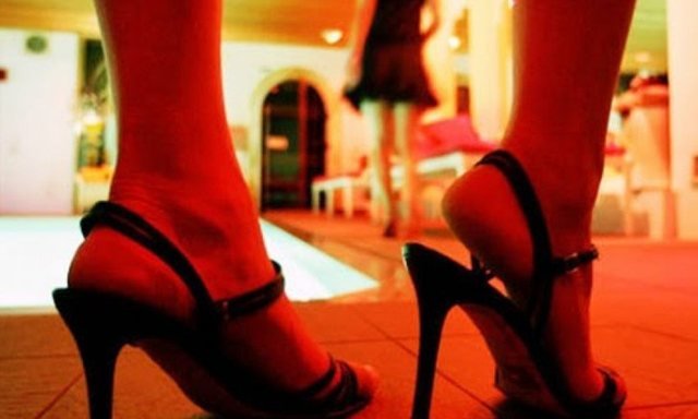 EMRAT/ Zbulohet ‘foleja’ e prostitucionit, arrestohen dy rumune në Fier