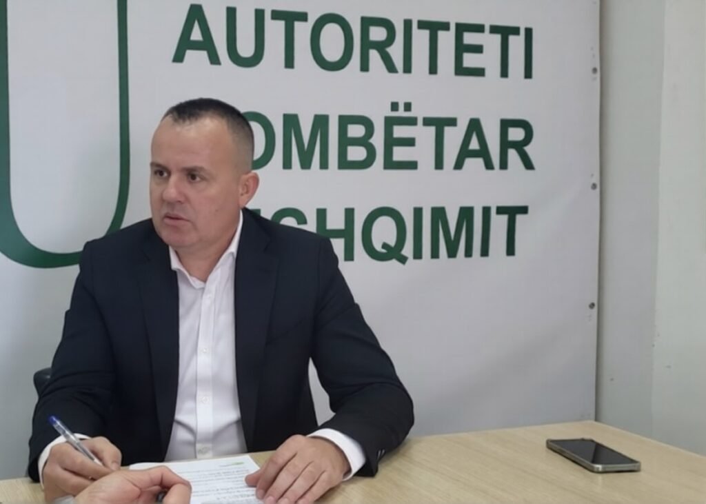 Arrestohet ish-drejtori i AKU Durrës, Elton Varaku Arrestohet ish-drejtori i AKU Durrës, Elton Varaku