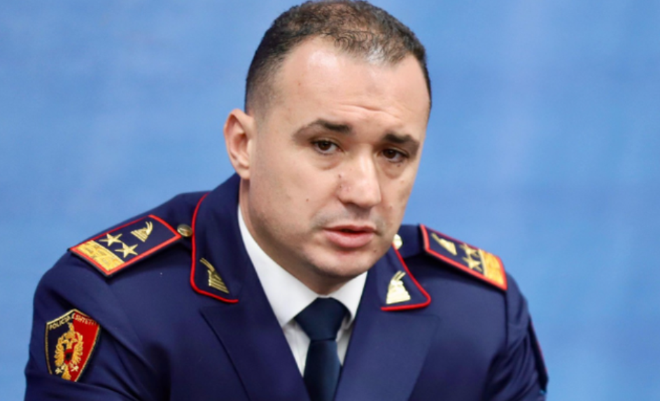 Shkarkohet drejtori i Përgjithshëm i Policisë së Shtetit, largohet edhe kreu i Policisë së Tiranës Shkarkohet drejtori i Përgjithshëm i Policisë së Shtetit, largohet edhe kreu i Policisë së Tiranës