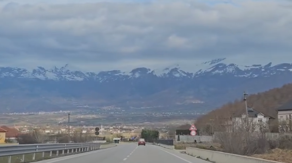 Rruga e Arbrit drejt qytetit të Peshkopisë – Mes bukurisë dhe sfidave të Dibrës! Rruga e Arbrit drejt qytetit të Peshkopisë – Mes bukurisë dhe sfidave të Dibrës!
