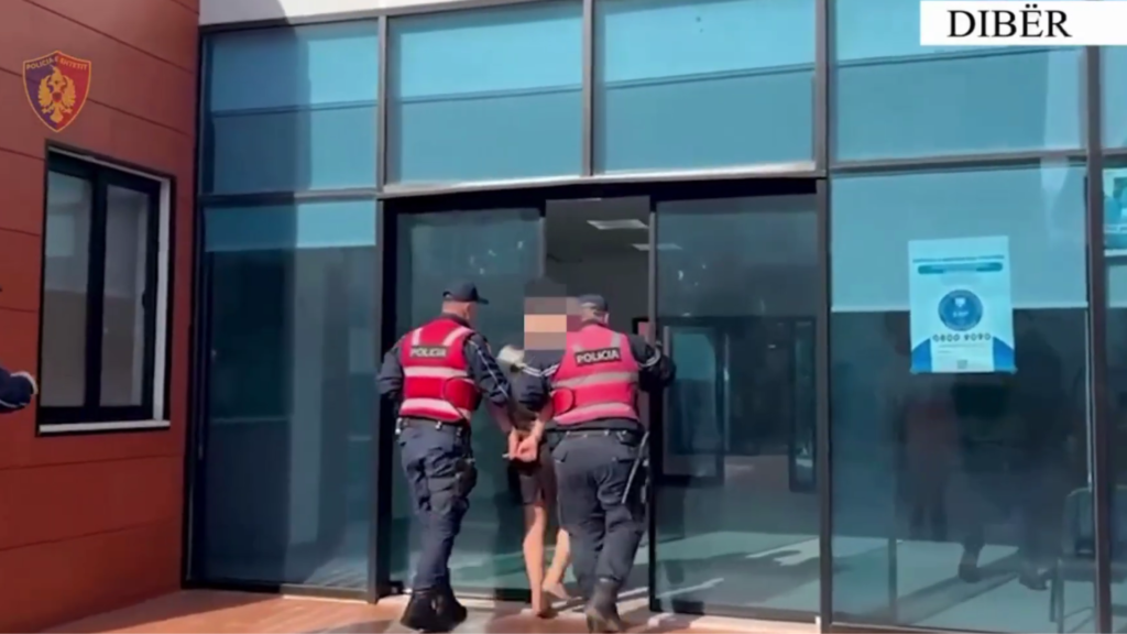 Operacion në Dibër për kapjen e një të kërkuari, plagosen dy efektivë të “Shqiponjave” Operacion në Dibër për kapjen e një të kërkuari, plagosen dy efektivë të “Shqiponjave”