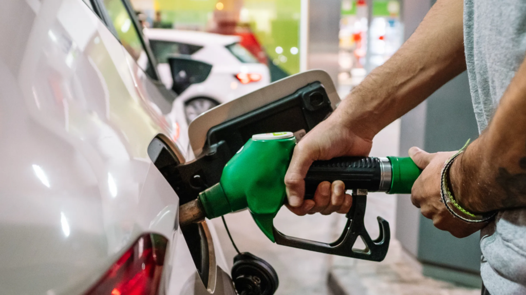 Rritja e çmimit të naftës, Ibrahimaj: Monitorim ditor i tregut, Bordi i Transparencës rikthehet nëse situata përkeqësohet