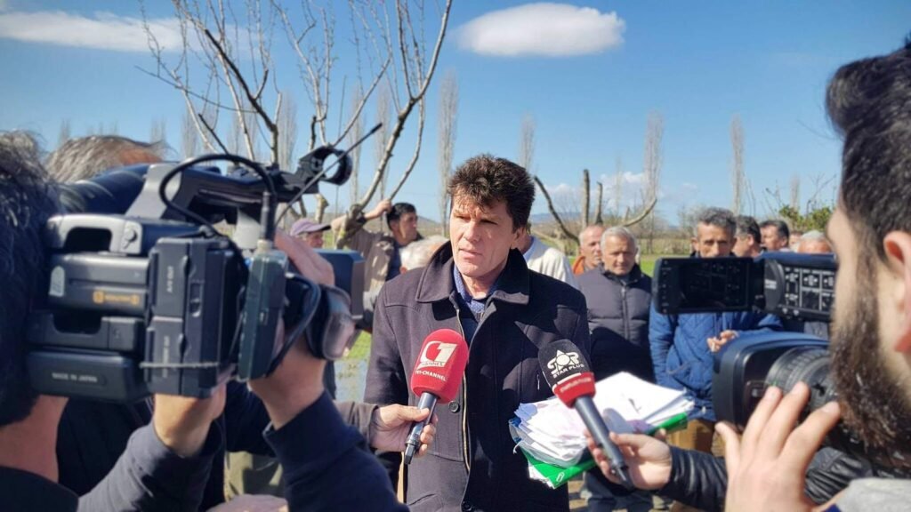 Kur një nënë qan për drejtësi, shteti duhet të turpërohet – sepse kur institucionet heshtin, lotët e qytetarëve bëhen gjyqi i vërtetë i shtetit.