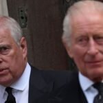 Akuzat për shpërndarje të informacioneve sekrete tek Epstein, Mbreti Charles përzë vëllain e tij ish-princin Andrew nga rezidenca
