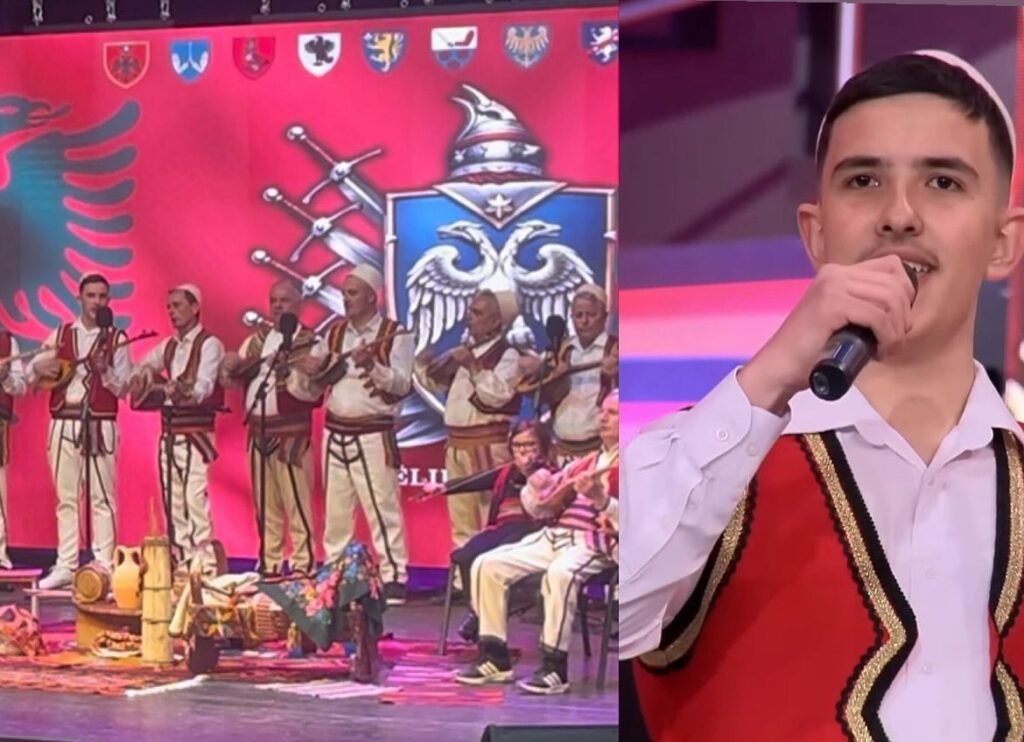 Ansambli “Gurra e Kurbinit” koncert festiv në Lezhë, performon Marko Hoti Ansambli “Gurra e Kurbinit” koncert festiv në Lezhë, performon Marko Hoti