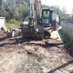 Kanë nisur punimet për rikonstruksionin e rrugës që lidh lagjen e Kripallarëve me Dukasin, në Bashkinë Patos.