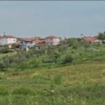 Emigrimi zbraz Fierzen – fshati pa të rinj, një realitet që hesht