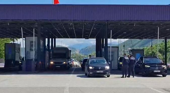 Nga sot deri në 30 shtator/ Shqipëria dhe Kosova rikthejnë regjimin e kalimit pa kontrolle në kufijtë tokësorë.