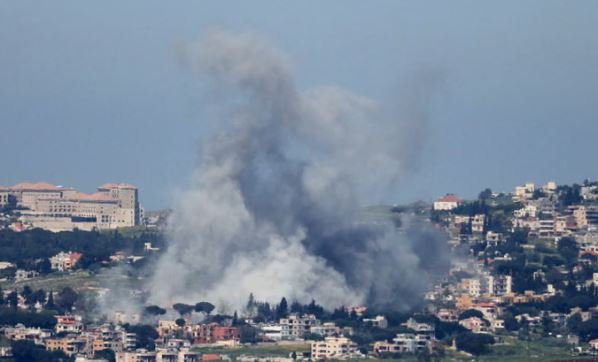 50 sulme ajrore në jug të Libani gjatë 24 orëve të fundit, IDF: Shënjestruam pozicionet dhe infrastrukturën e Hezbollahut.