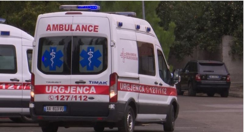 Tjetër aksident në Durrës/ Drejtuesi i motomjetit humb kontrollin dhe bie në humnerë, humb jetën 45 vjeçari