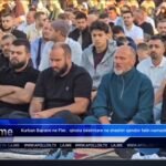 Kurban Bajrami ne Fier, qindra besimtare ne sheshin qendor falin namazin, myftiu Azizolli: Besim ne kohe te veshtira, sot ashtu si ne kohen e Ibrahimit kemi nevoje per besim te sinqerte qe nuk ndryshon sipas interesave