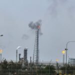 SHBA dhe Irani pranë një marrëveshje paqeje? “Tronditen” tregjet globale, bie me 11% çmimi i naftës.