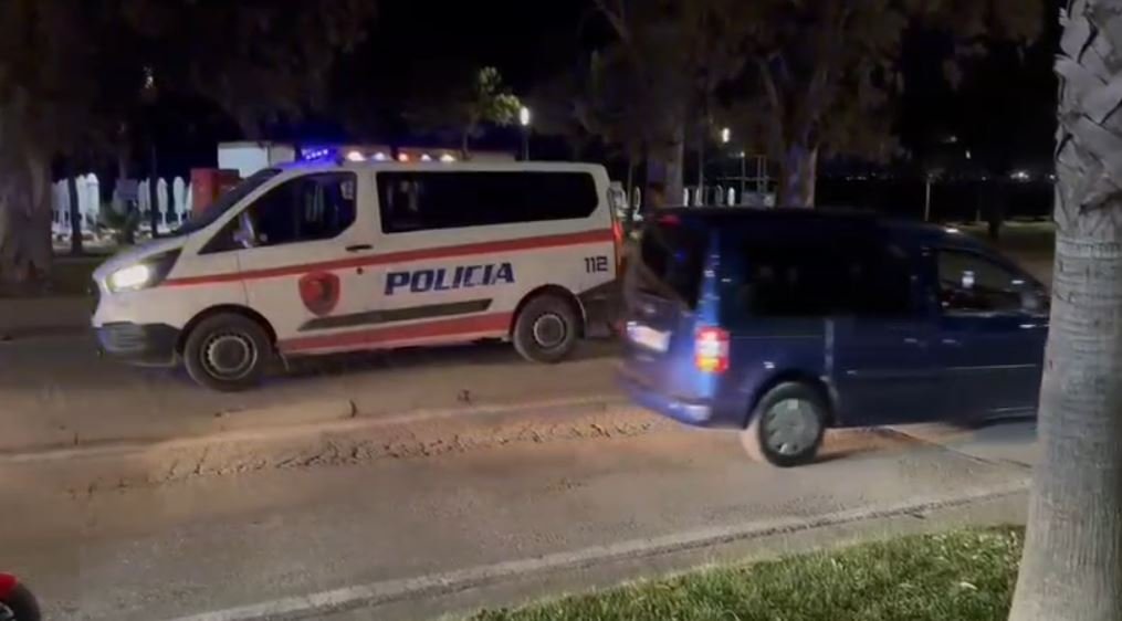 Sherri për borxhin/ Morën peng dhe dhunuan një person, arrestohen dy autorët e dyshuar në Vlorë.