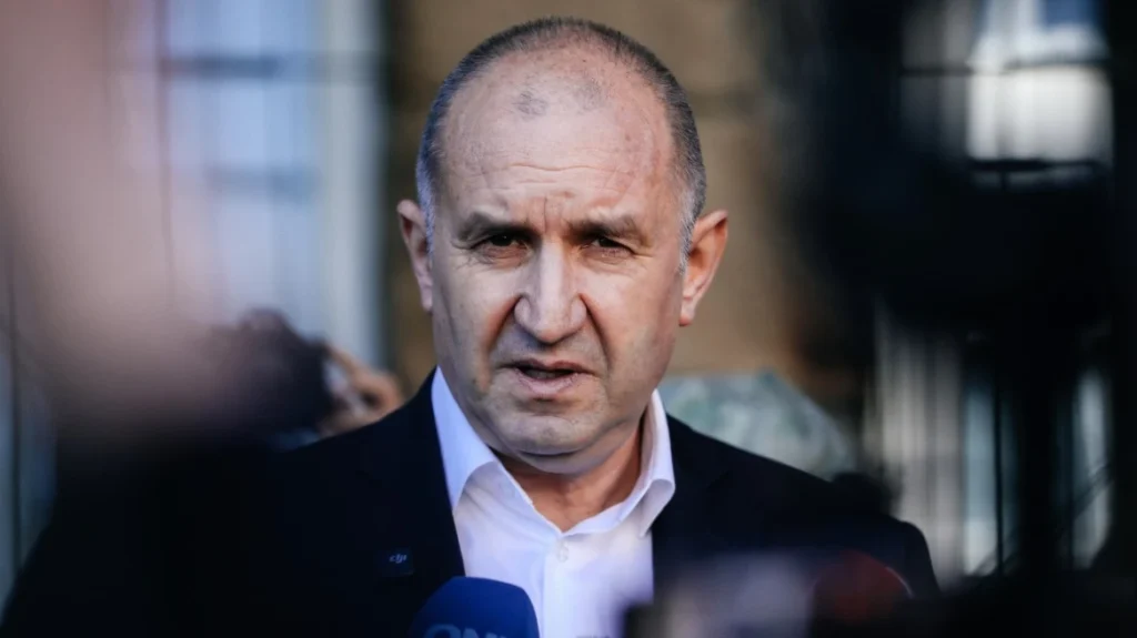 Prapaskenat e telefonatës me Trumpin/ Bullgaria i kërkon SHBA-së udhëtimin pa viza për shtetasit e saj.