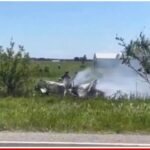 12 të vdekur pasi një aeroplan plot me parashutistë u rrëzua pranë Kansas City. Njëmbëdhjetë parashutistë dhe piloti i tyre vdiqën në një aksident avioni të dielën në Missouri, pasi avioni bëri një kthesë të papritur në ajër.Avioni privat ishte nisur nga Aeroporti Butler Memorial rreth orës 11:30 të mëngjesit sipas kohës lokale përpara se të kthehej për një arsye të panjohur pranë Autostradës Business 49 dhe më pas të rrëzohej pak më pas, raportoi FOX4.
