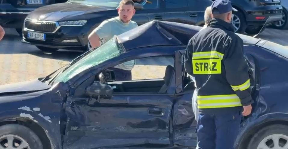 Aksident në aksin Pogradec-Qafë Thanë! Përplasen dy mjete, të lënduarit transportohen në spital.