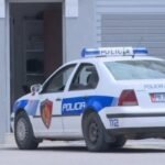 Kapet në Ksamil “Vis Korçari”, përplasi makinat e policisë gjatë tentativës për arratisje