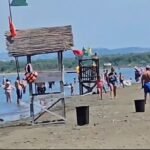 Plazhit të Divjakës vijon t’i mungojë siguria në kulmin e sezonit turistik.