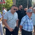 Dhjetëra banorë në protestë pranë zyrave të “Bankers Petroleum”