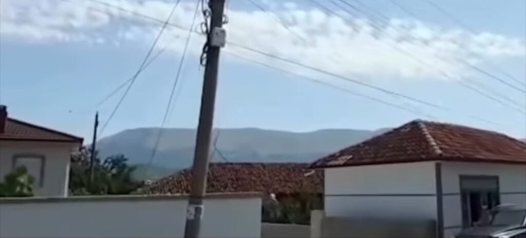 Elektriçisti humb jetën gjatë punës në Pogradec.