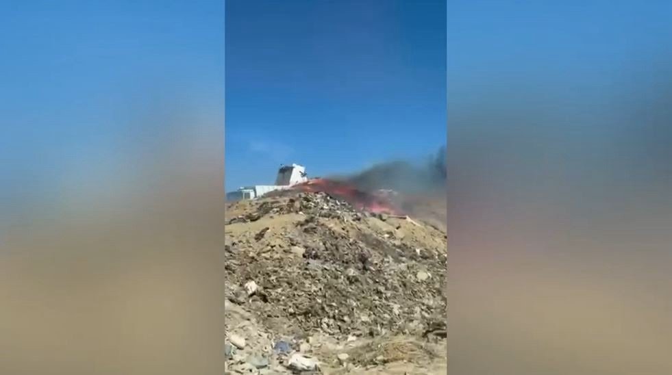 Vazhdon katastrofa mjedisore në Fushë-Krujë, zjarri vijon të jetë aktiv në vendgrumbullimin e mbetjeve