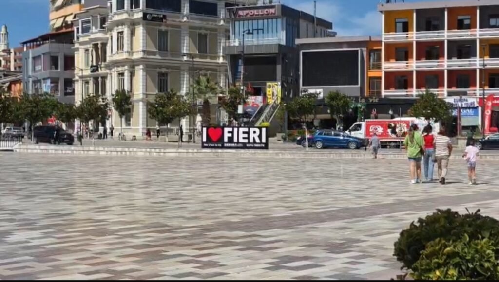 Fier, shtohen inspektimet për shkeljet e kushteve të punës, në një muaj 15 subjekte u penalizuan nga Inspektoriati i punës