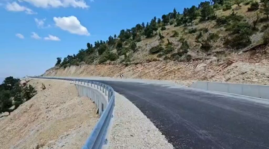 Berat–Këlcyrë, rruga që të dhuron panoramën e natyrës shqiptare