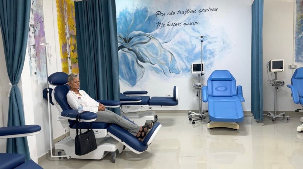 MANE Foundation transformon sallën e kimioterapisë në Spitalin Rajonal Vlorë