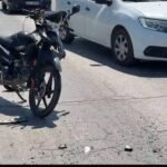 Një aksident rrugor është regjistruar pasditen e sotme në lagjen Sheq i Madh, pranë vijës së ngjales