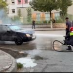 Makinë përfshihet nga flakët në Fier, ndërhyrja e shpejtë shmang rrezikun