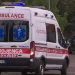 Aksident tragjik në Divjakë, makina u përplas me shtyllën, humb jetën 82-vjeçari