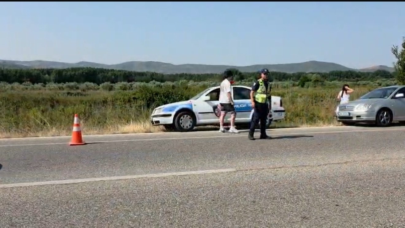 Aksident i rëndë në aksin Levan-Tepelenë, plagosen nëna dy vajzat dhe drejtuesi i mjetit