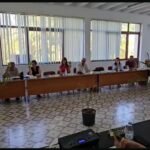 KUÇOVË – KËSHILLI BASHKIAK ZHVILLON MBLEDHJEN E MUAJIT GUSHT.