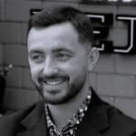Ish-banori i “Big Brother VIP Kosova”, Laurent Krasniqi humbi jetën në aksident me motorr në fshatin Llukar të Prishtinës
