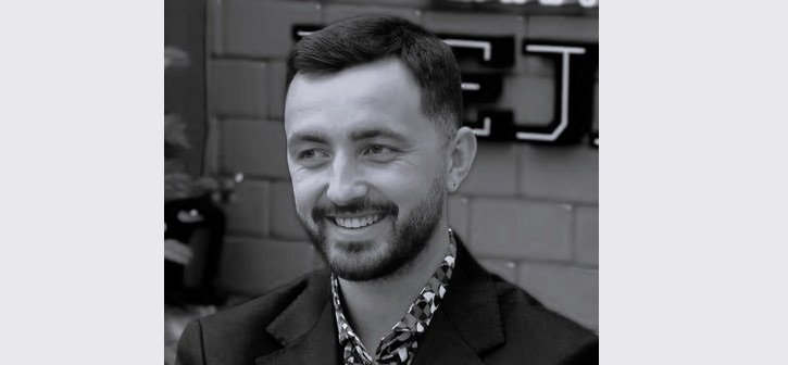 Ish-banori i “Big Brother VIP Kosova”, Laurent Krasniqi humbi jetën në aksident me motorr në fshatin Llukar të Prishtinës
